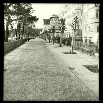 Die Binzer Strandpromenade.